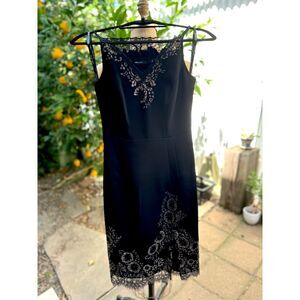 Karen Millen Black Sleeveless Gold Floral Lace Fitted Midi Dress SZ UK 4 = US 2